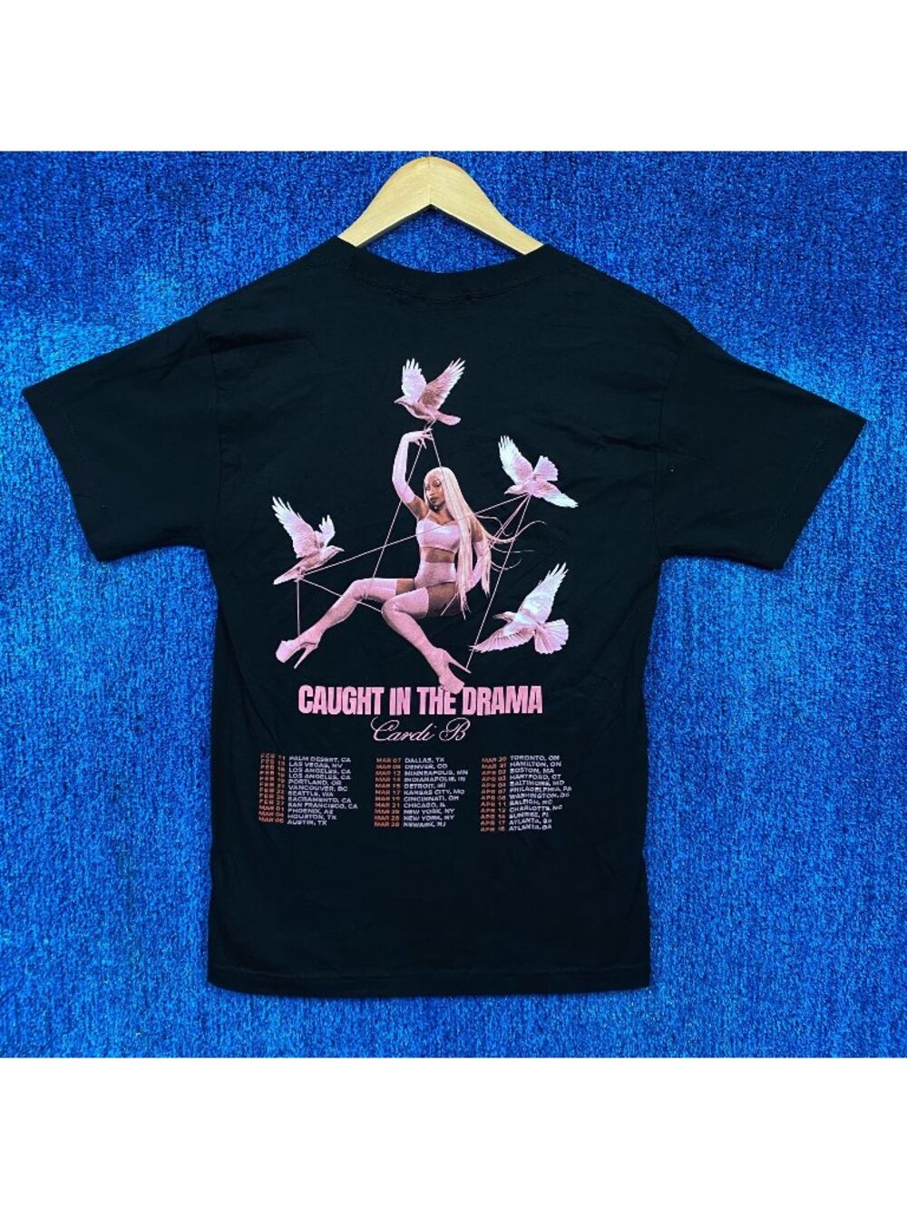 Cardi B “Caught In The Drama” Graphic T-Shirt Size Small